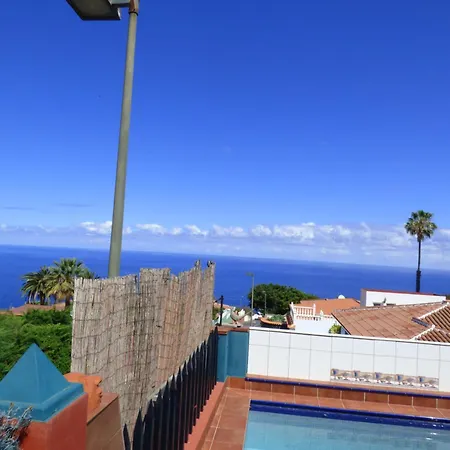 Appartement Huebsches Mit Teide Und Meerblick In El