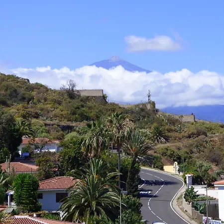 Appartement Huebsches Mit Teide Und Meerblick In El El Sauzal